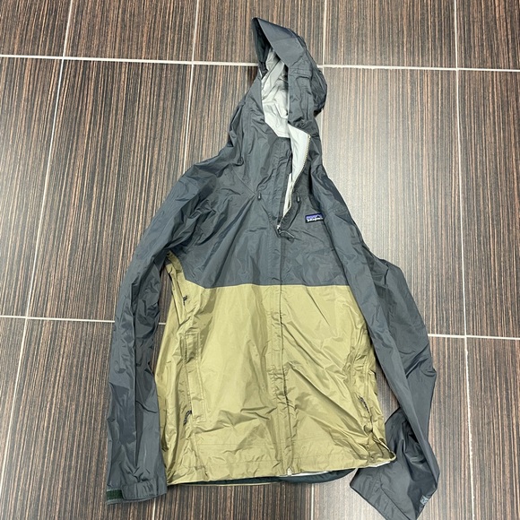 Patagonia Hooded Jacket Rare color Combo